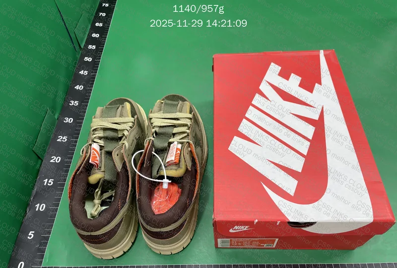 Nike Air Dunk Jumbo Medium Olive