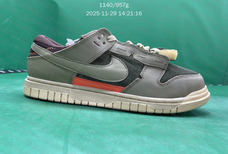 Nike Air Dunk Jumbo Medium Olive 3