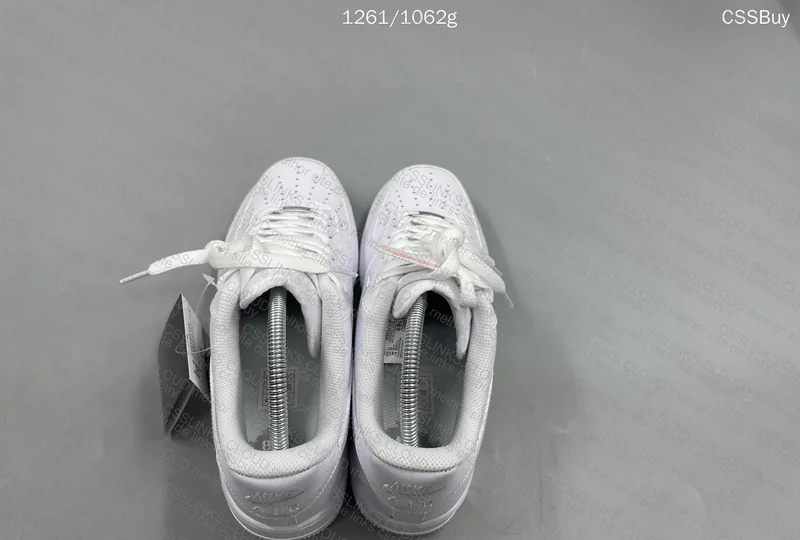 Nike Air Force 1 ‘07 8