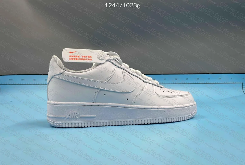 Nike Air Force 1 '07 5