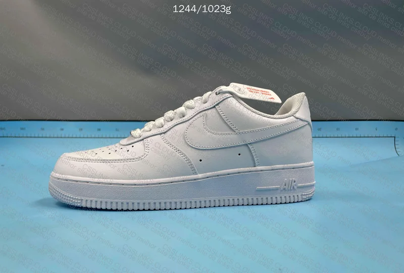 Nike Air Force 1 '07 8