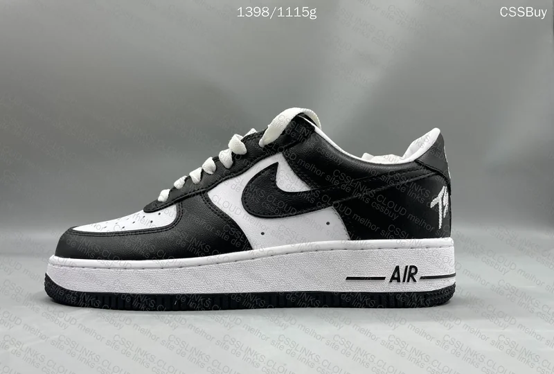 NIKE AIR FORCE 1