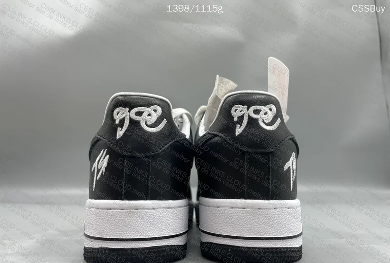 NIKE AIR FORCE 1 4