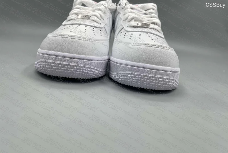 Nike Air Force 1 White 2