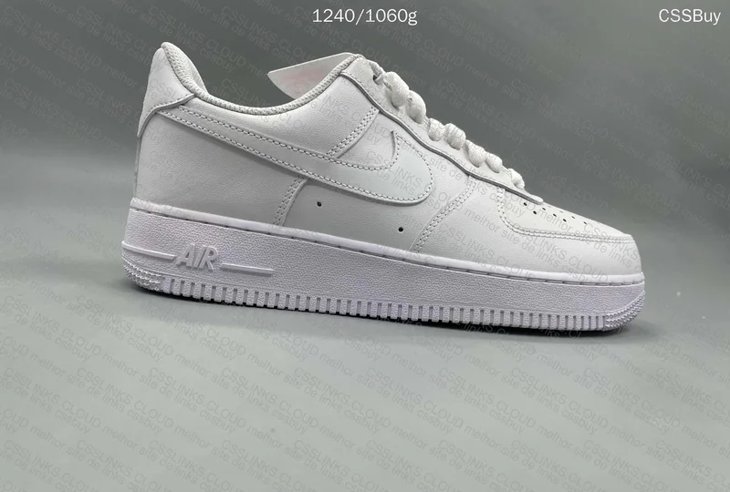 Nike Air Force 1 White 4