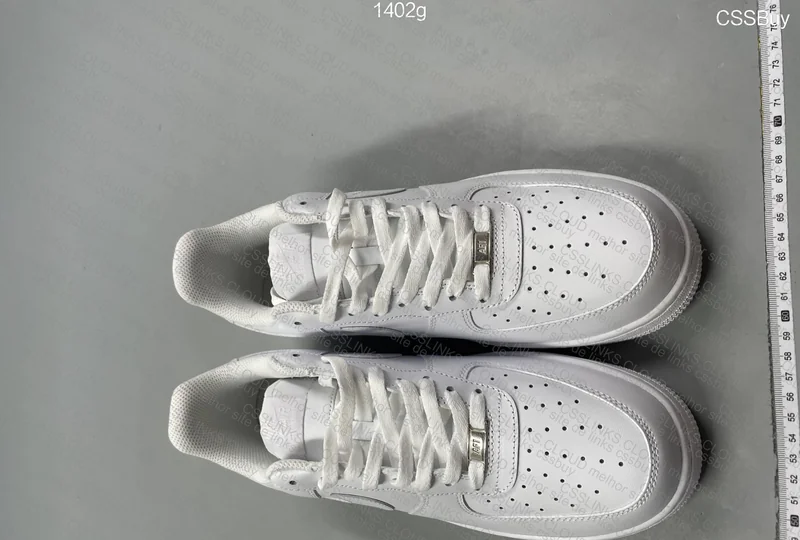 Nike Air Force 1 Low '07 4