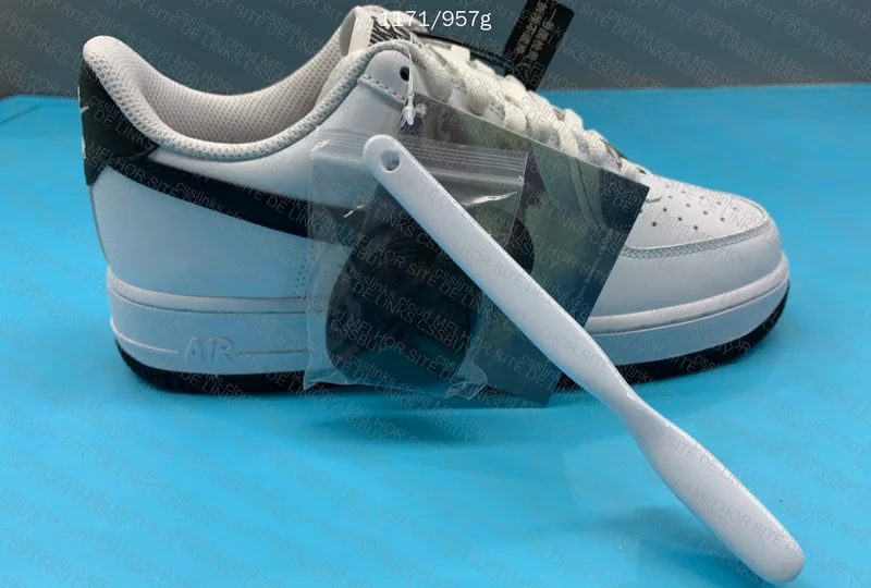 Nike Air Force 1 Low '07 'White Black 8