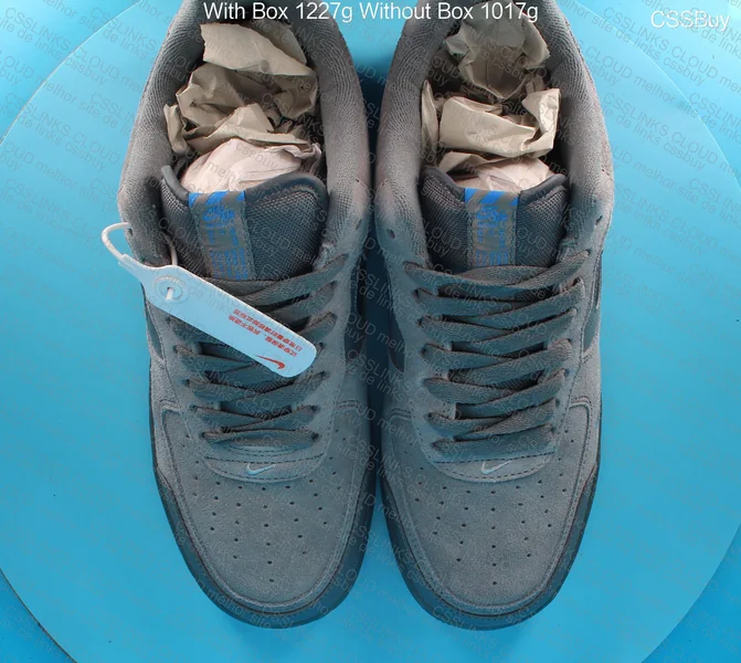 Nike Air Force 1 Low Cut Out Swoosh Grey