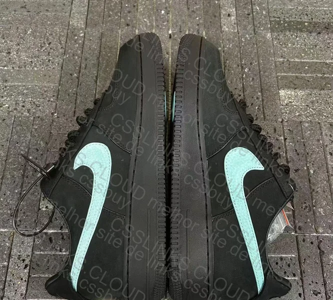 Nike Air Force 1 Low X Tiffany 2