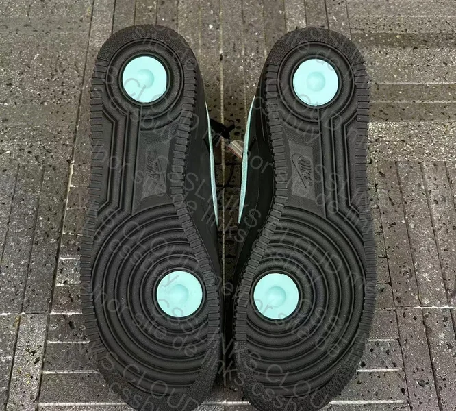Nike Air Force 1 Low X Tiffany 4