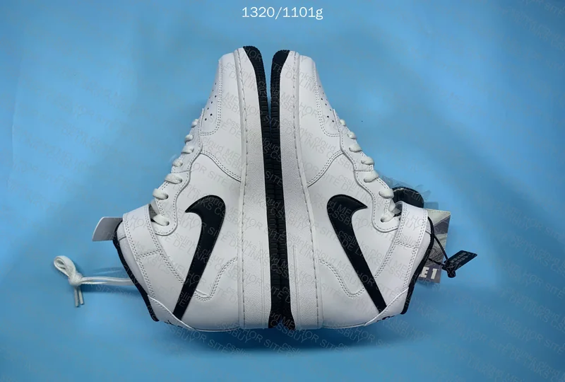 NIKE AIR FORCE 1 MID 2