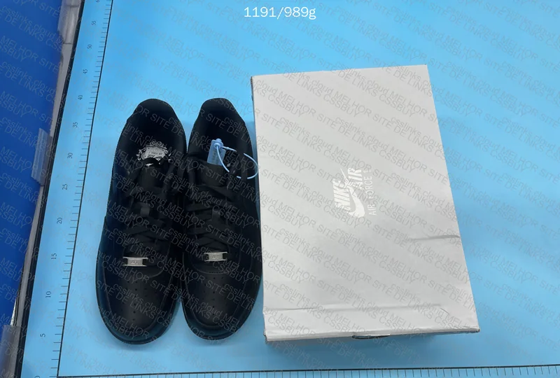 Nike Air Force 1 Black