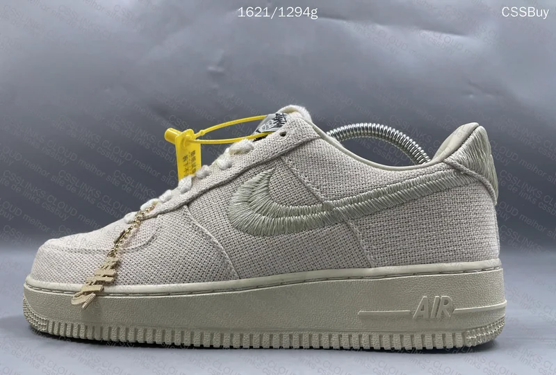 Nike Air Force 1 Stussy 3