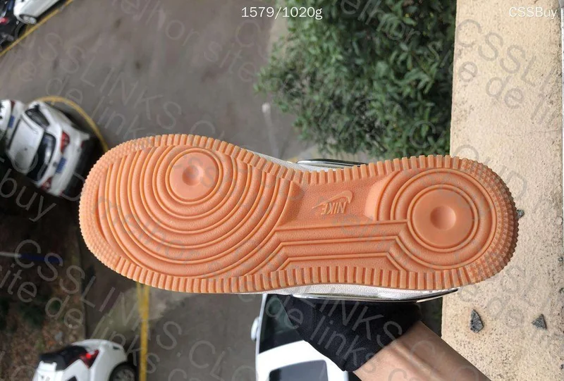 Nike Air Force 1 – Travis Scott 11