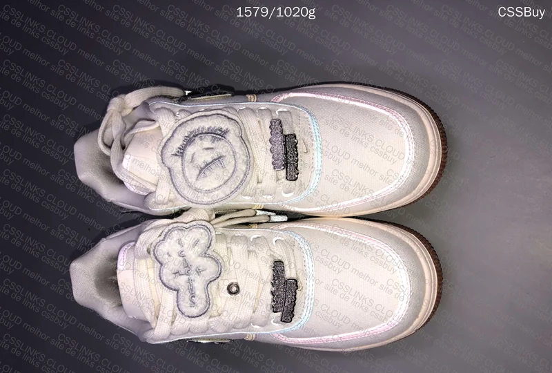 Nike Air Force 1 – Travis Scott 9