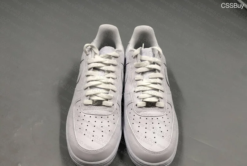 Nike Air Force 1 White 3