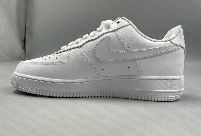 Nike Air Force 1 White 6