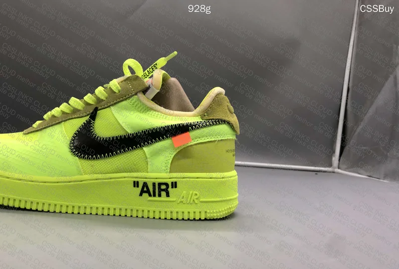 Nike Air Force 1 x Off-White - Volt 2