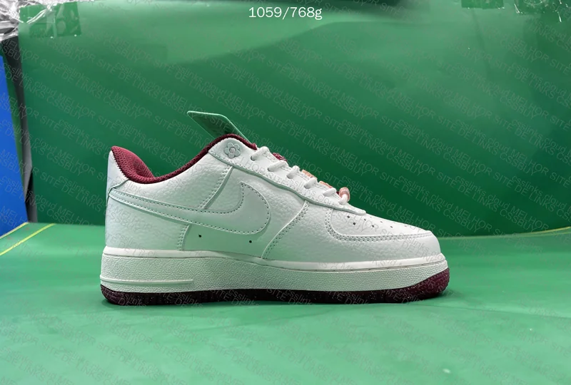 Nike Air Force Valentine Customer 5