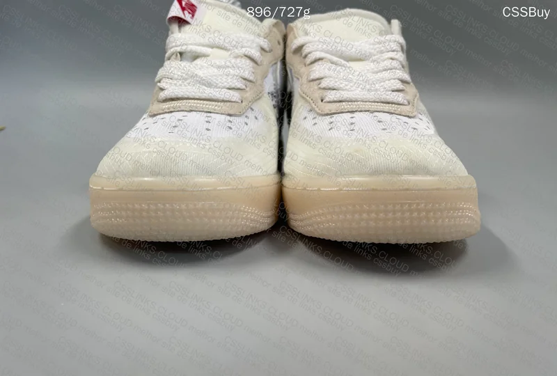 Nike Air Force OW Price: 60 Y Size: 36 BR 38 EUR Weight: 727g - No Box Batch: ?Time? 6 days 6