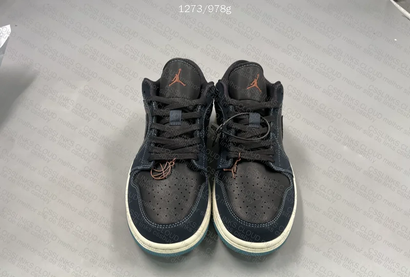 Nike Air Jordan 1 Black Dark Obsidian 7