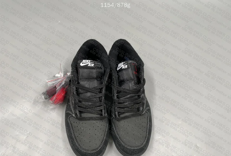 Nike Air Jordan 1 Black Phantom
