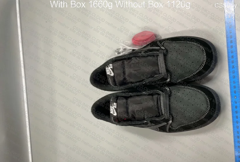 Nike Air Jordan 1 Cactus Jack Black Phantom 3