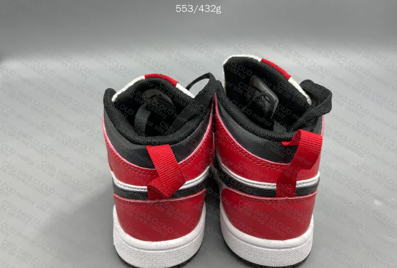 Nike Air Jordan 1 Chicago Kids 6