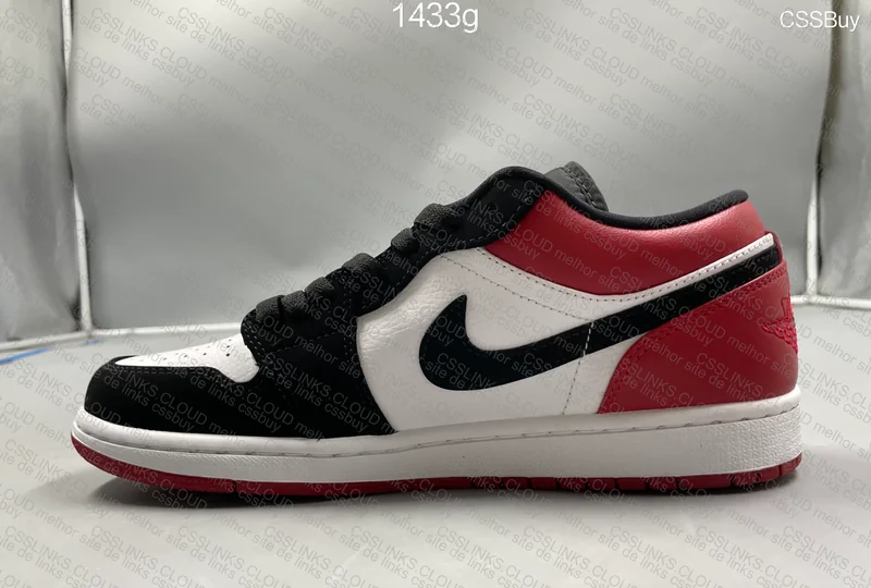 Nike Air Jordan 1 Low 'Black Toe' 2