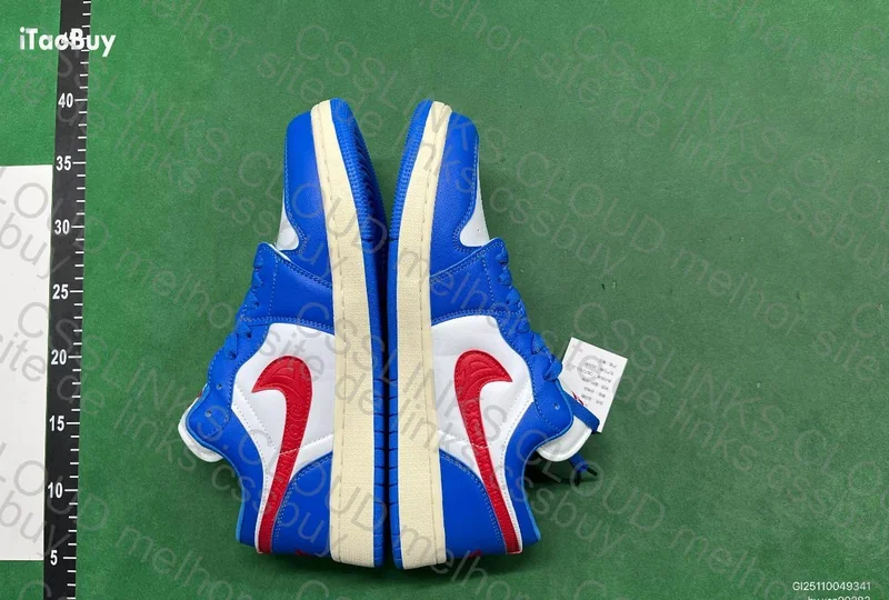 Nike Air Jordan 1 Low (Fantasy RL) 3