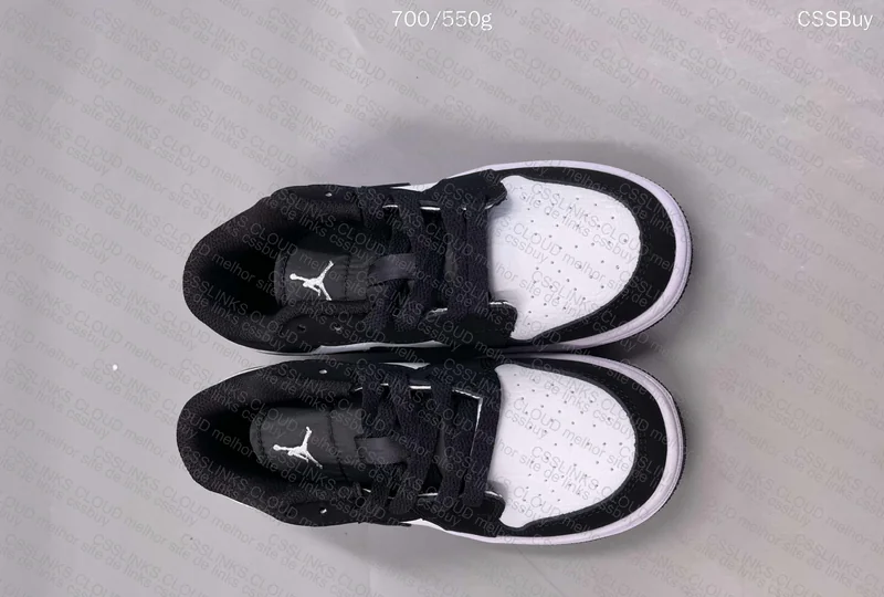 Nike Air Jordan 1 Low Kids 3