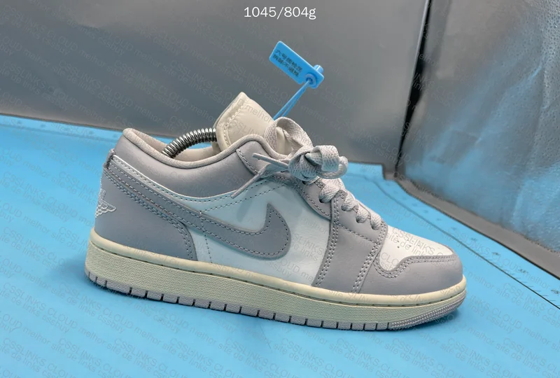 Nike Air Jordan 1 Low Neutral Grey 6