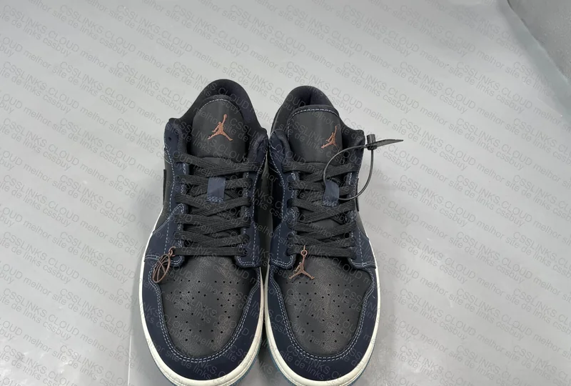Nike Air Jordan 1 Low - Obsidian Dark