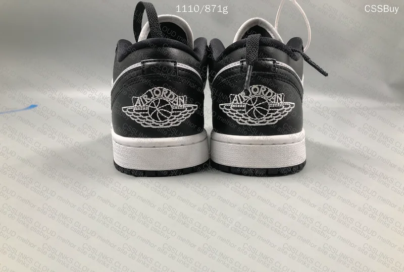 Nike Air Jordan 1 Low Panda 2