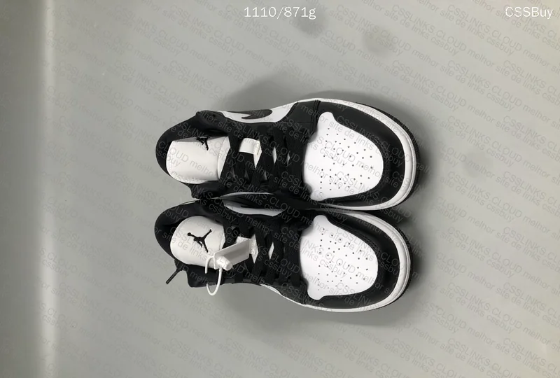 Nike Air Jordan 1 Low Panda 3