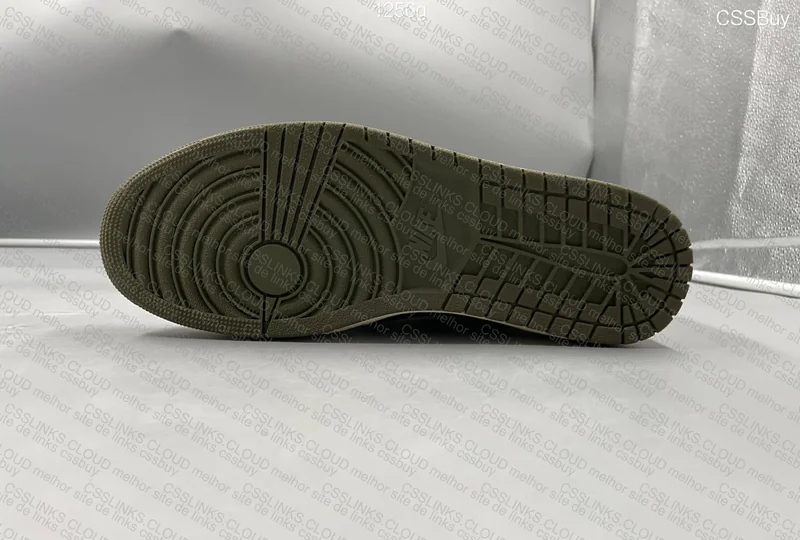 Nike Air Jordan 1 Low Travis Scott Olive Green 6
