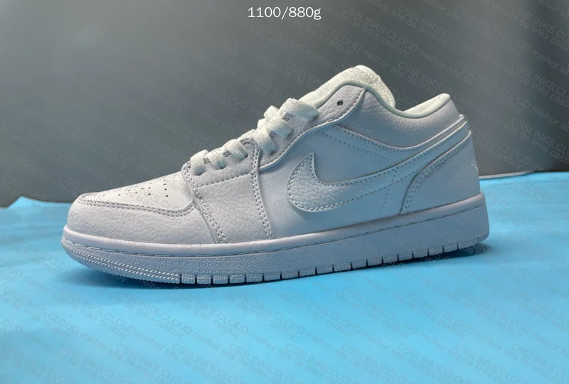 Nike Air Jordan 1 Low Triple White 2