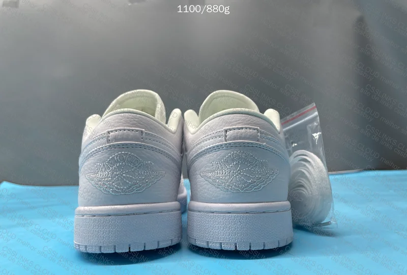 Nike Air Jordan 1 Low Triple White 9