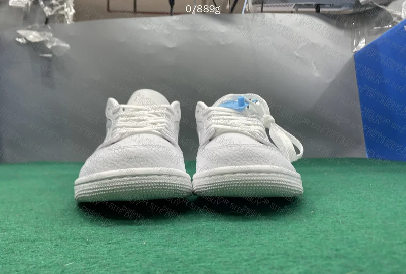 nike air jordan 1 low triple white 2
