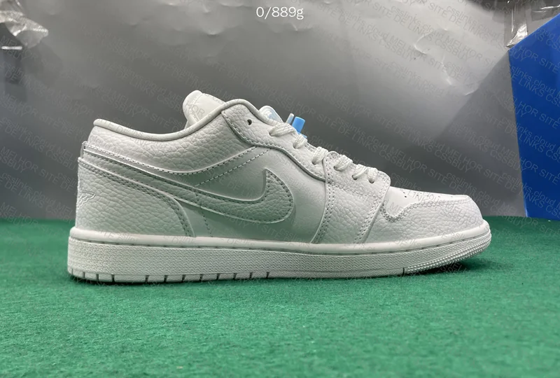 nike air jordan 1 low triple white 4