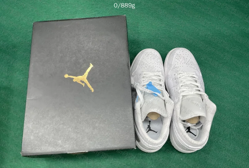 nike air jordan 1 low triple white 5