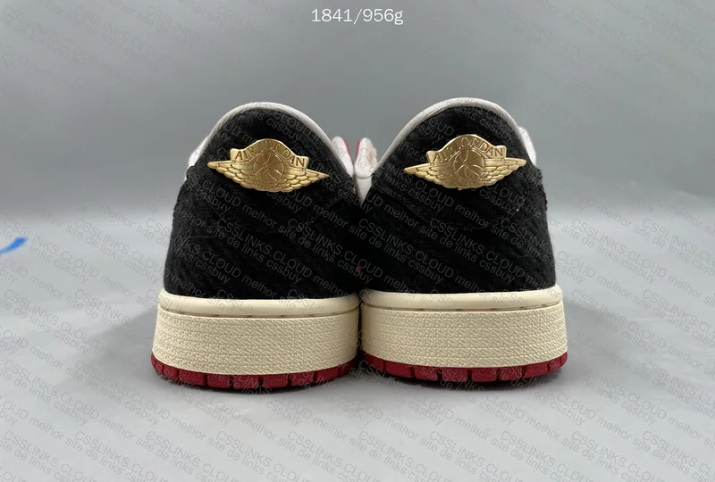 Nike Air Jordan 1 Low - Trophy Room Away 3