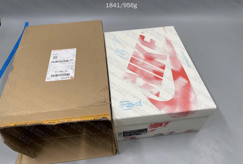 Nike Air Jordan 1 Low - Trophy Room Away 7
