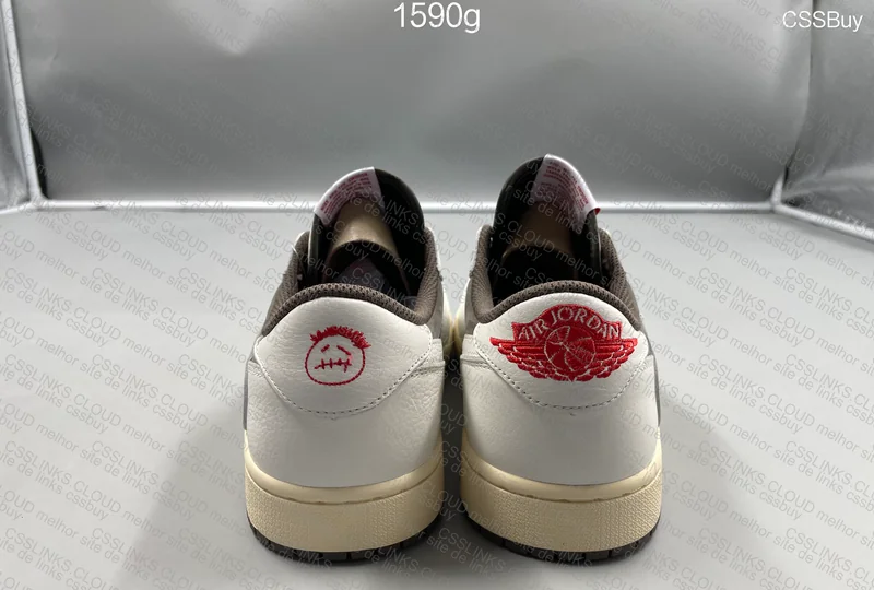 Nike Air Jordan 1 Low x Travis Scott OG 'Reverse Mocha' 3