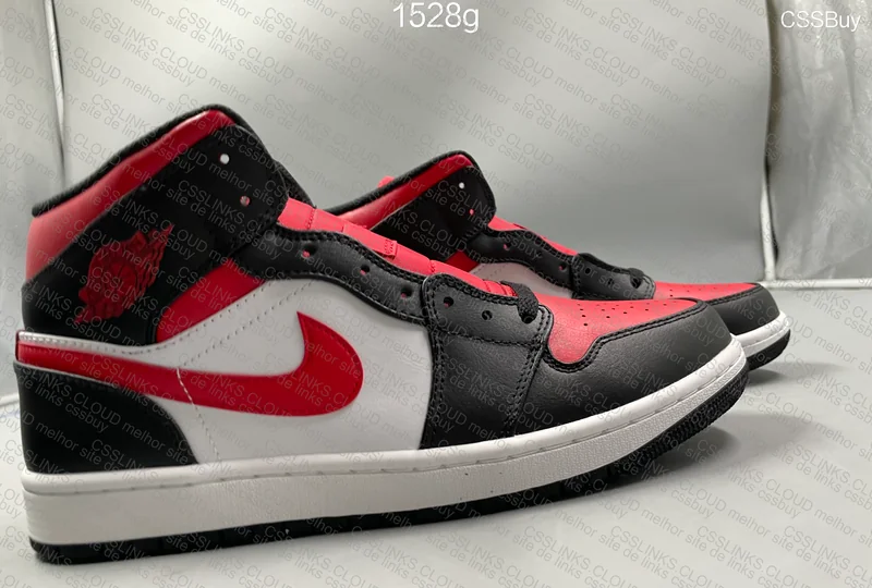Nike Air Jordan 1 Mid 'Bred Toe' 2