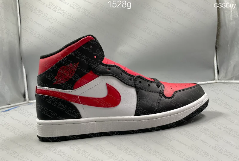 Nike Air Jordan 1 Mid 'Bred Toe' 3