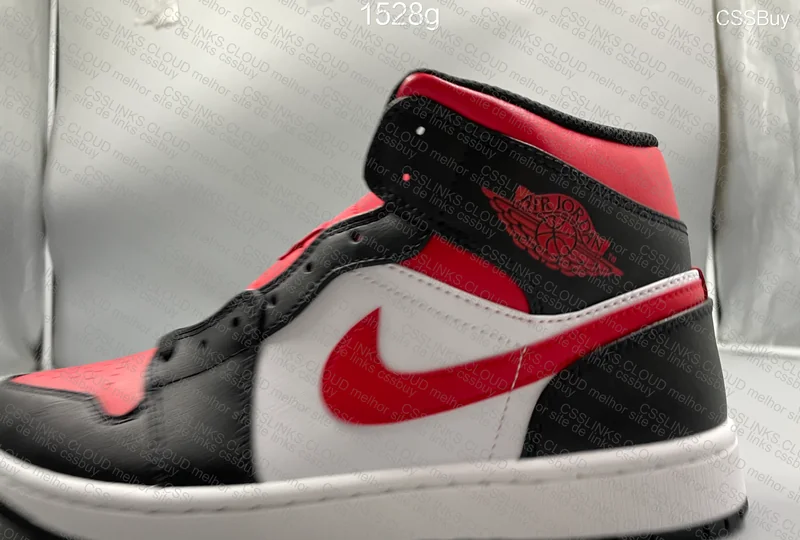 Nike Air Jordan 1 Mid 'Bred Toe' 8