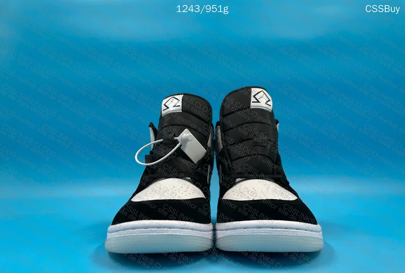 NIKE - Air Jordan 1 Mid "Diamond Shorts" 3