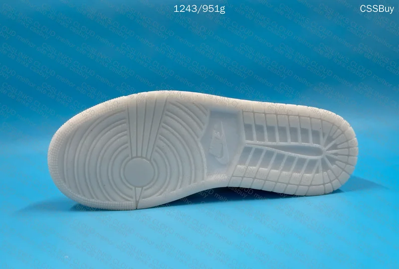NIKE - Air Jordan 1 Mid "Diamond Shorts" 7