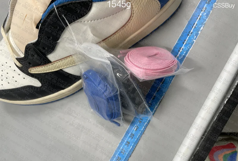 Nike Air Jordan 1 Travis Scott fragment 4